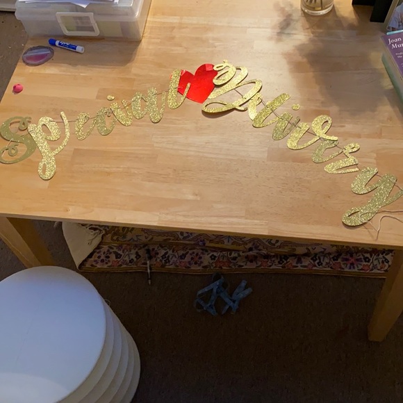 Special delivery with red heart baby girl - Picture 2 of 7